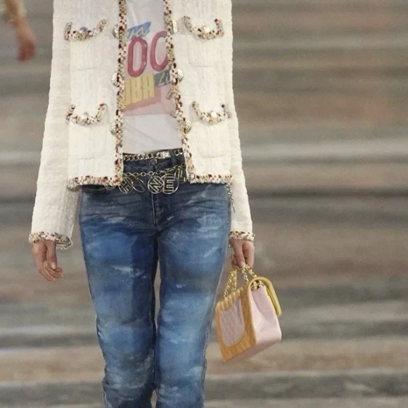 This Limited Edition Chane Viva Coco Cuba Libre Tee T shirt - Picture 6 of 8